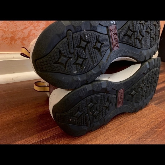 ROCKPORT Purple Leather Ankle Sneakers Size 10 - Picture 15 of 16